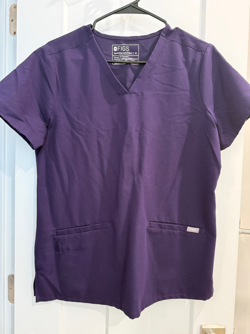 FIGS Women’s V-Neck Top in Deep Purple